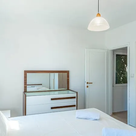 Villa Fully Renovated 2Br Villa 100 Meters Beach Torba